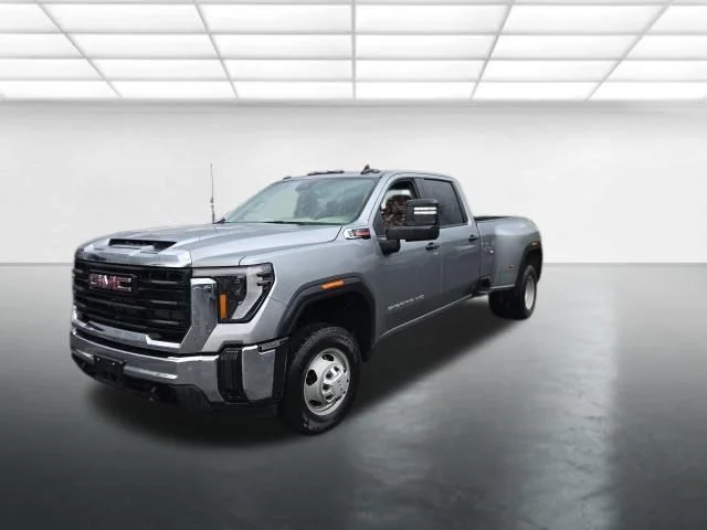 Used 2025 Silver GMC Pro image 9