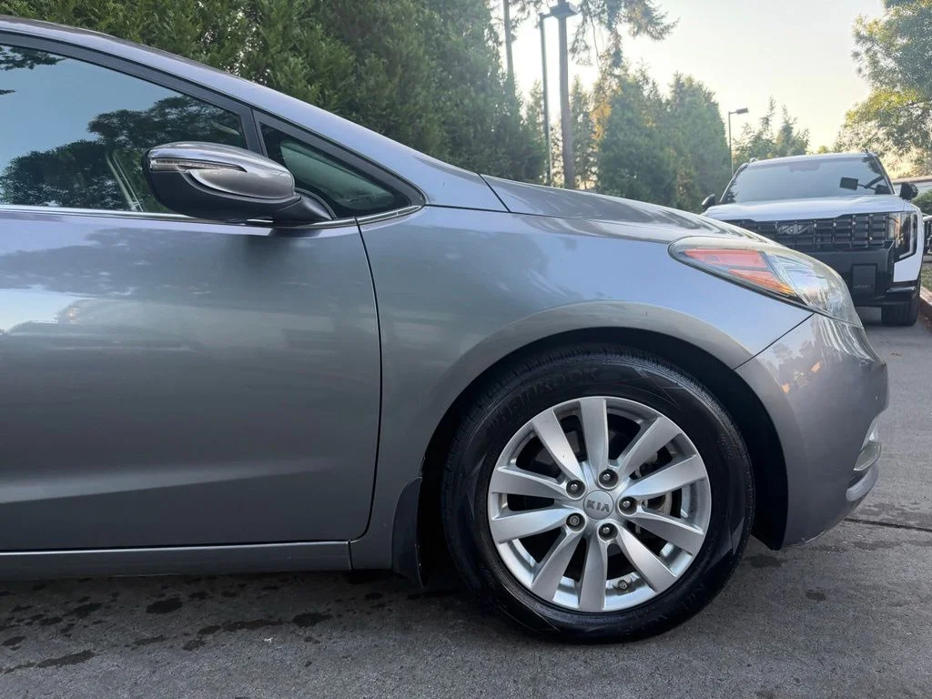 Used 2015 Kia Forte EX with VIN KNAFX4A82F5358906 for sale in Gladstone, OR