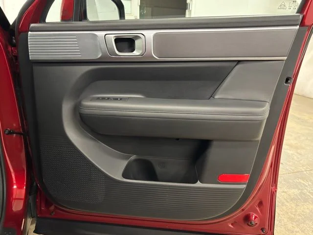 Used 2025 Red Hyundai SEL image 20