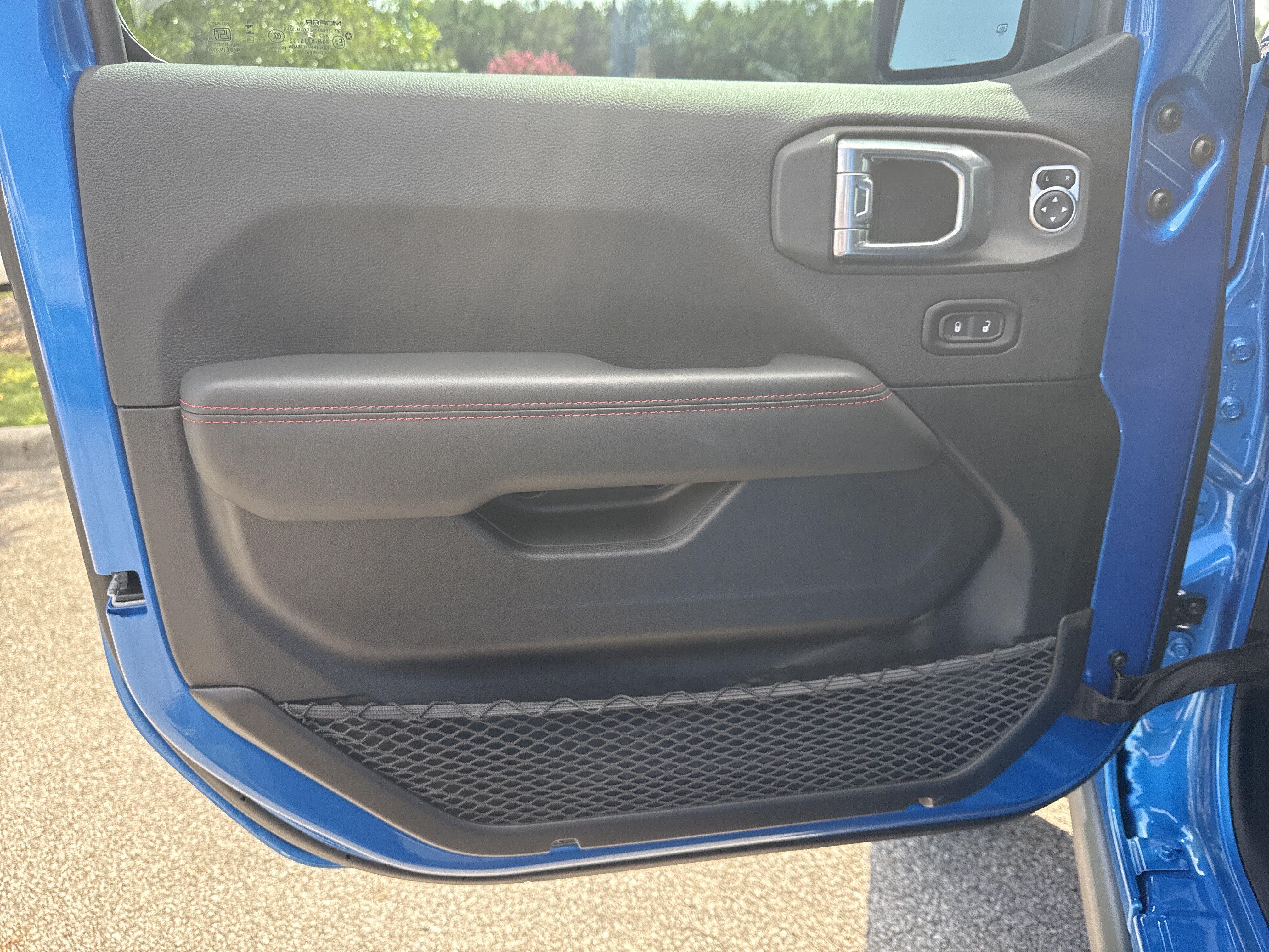 New 2026 Hydro Blue Pearlcoat Jeep Rubicon X image 8