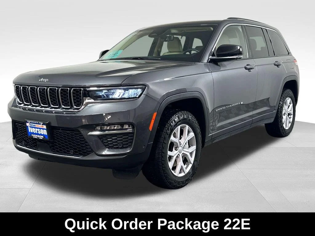 Used 2022 Baltic Gray Metallic Clearcoat Jeep Limited image 6
