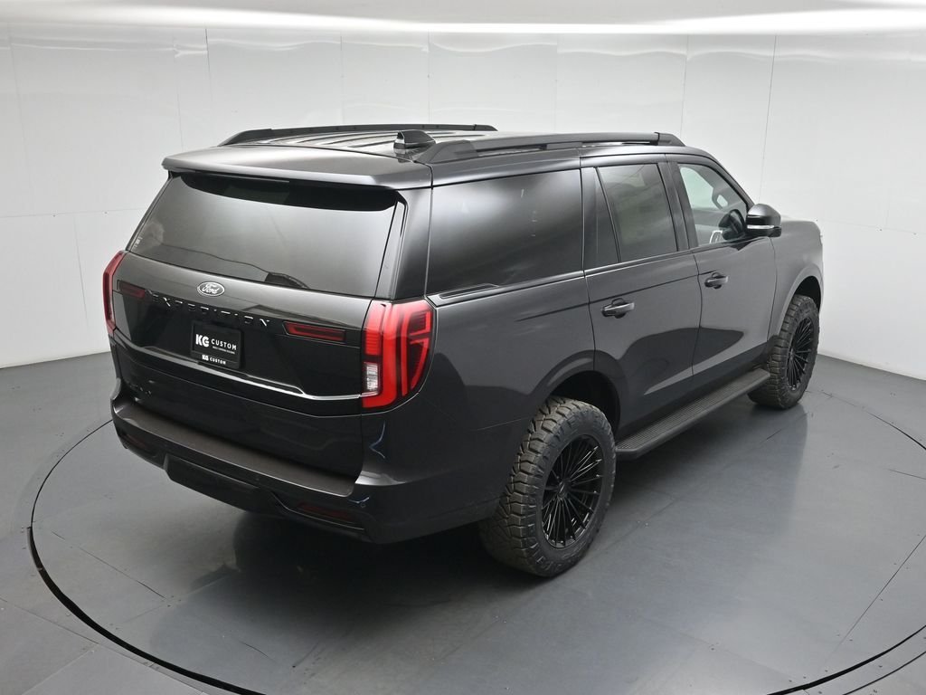 New 2026 Dark Matter Gray Metallic Ford Platinum image 38