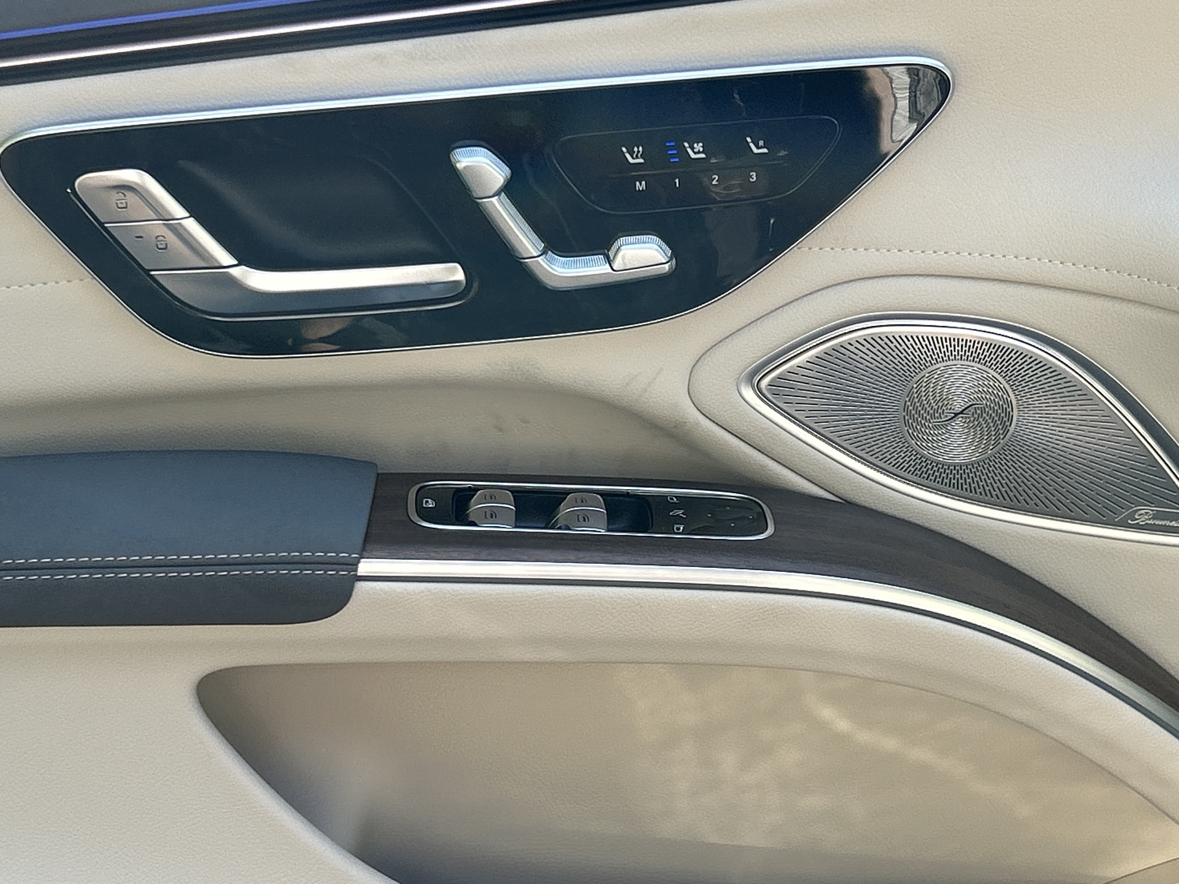 New 2026 Sonoran Brown Metallic Mercedes-Benz EQS 450 4MATIC® Sedan image 15