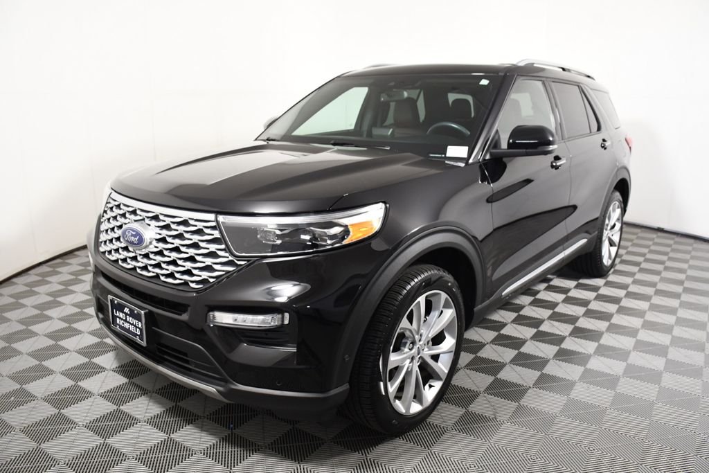 2021 Ford Explorer Platinum 4WD's photo