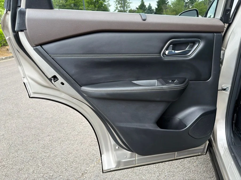 2021 Nissan Rogue SL - Photo 31