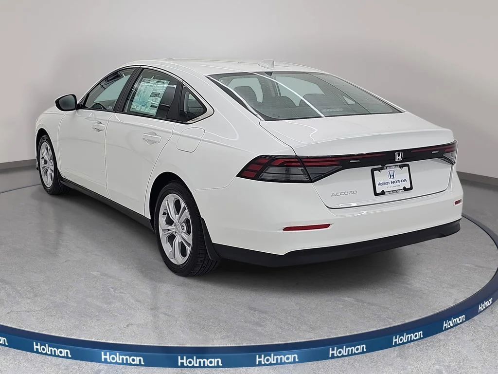 New 2026 Platinum White Pearl Honda LX image 8