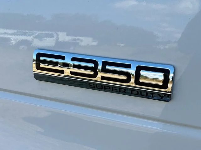 New 2026 Oxford White Ford Base image 15