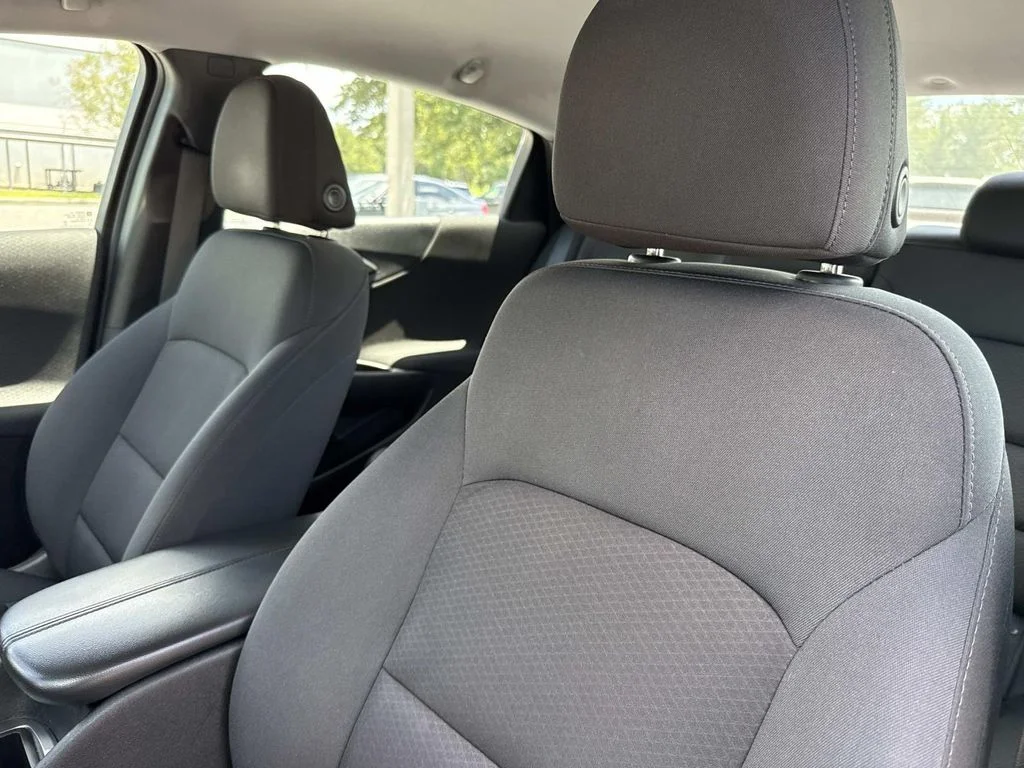 Used 2020 Gray Chevrolet LT image 24