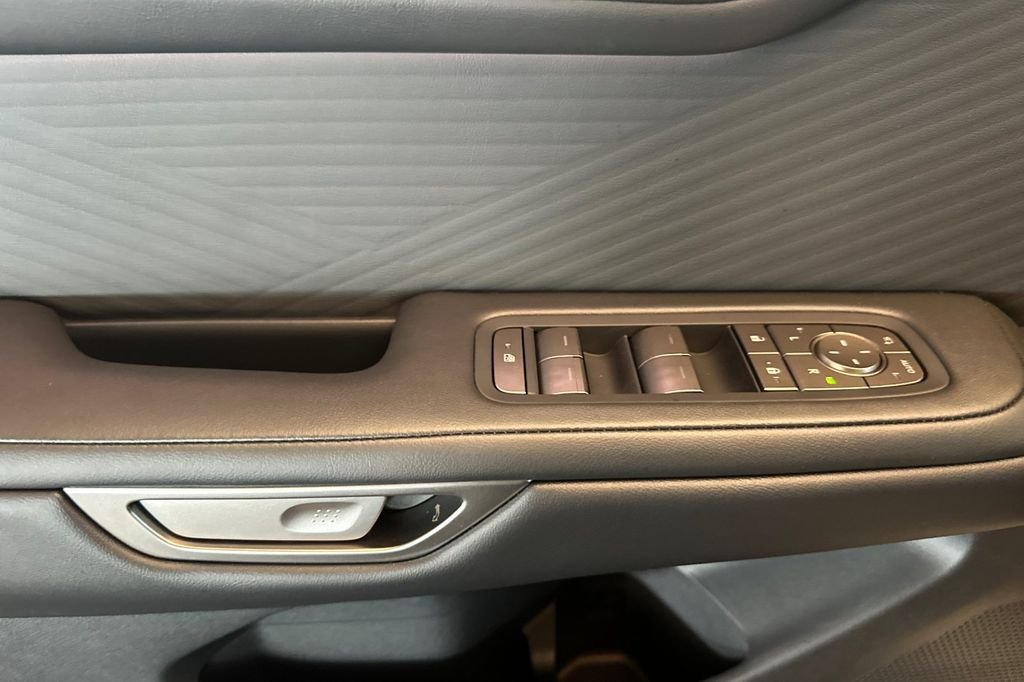 New 2026 Ultra White Lexus ES 350e PREMIUM image 10