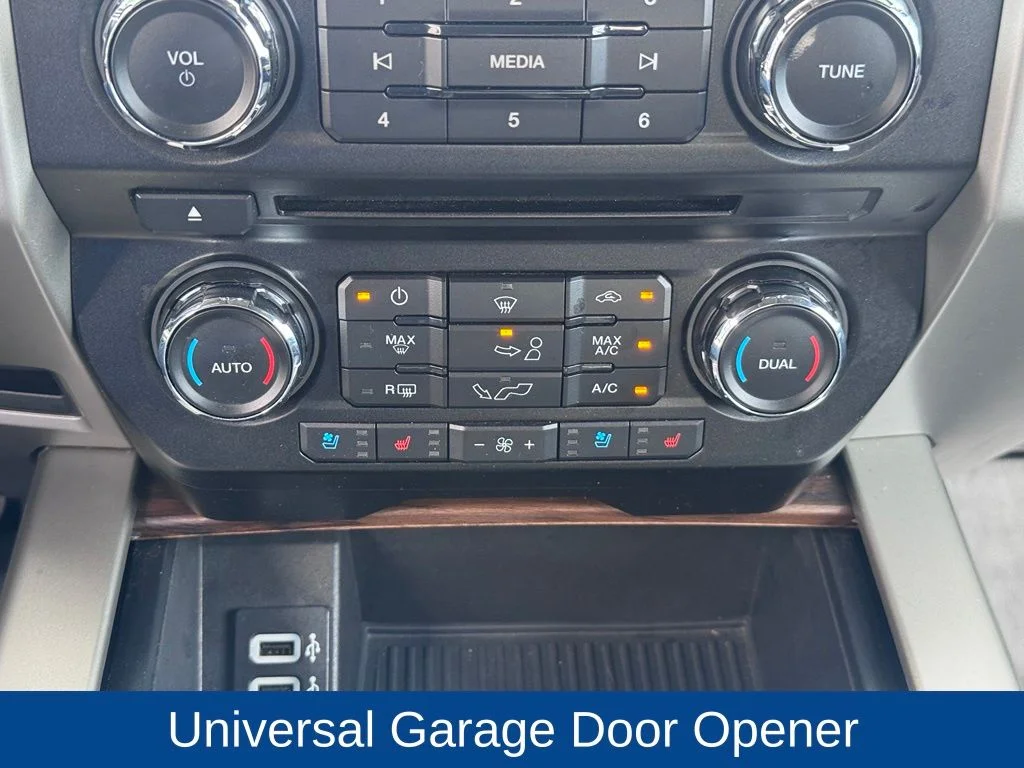 Certified Used 2018 Magnetic Metallic Ford Lariat image 19