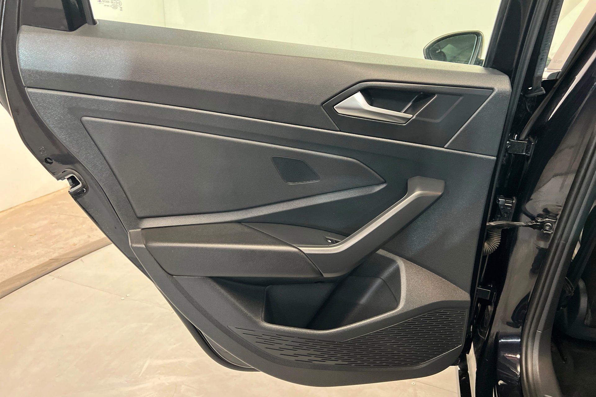 2024 Volkswagen Jetta SE - Photo 19
