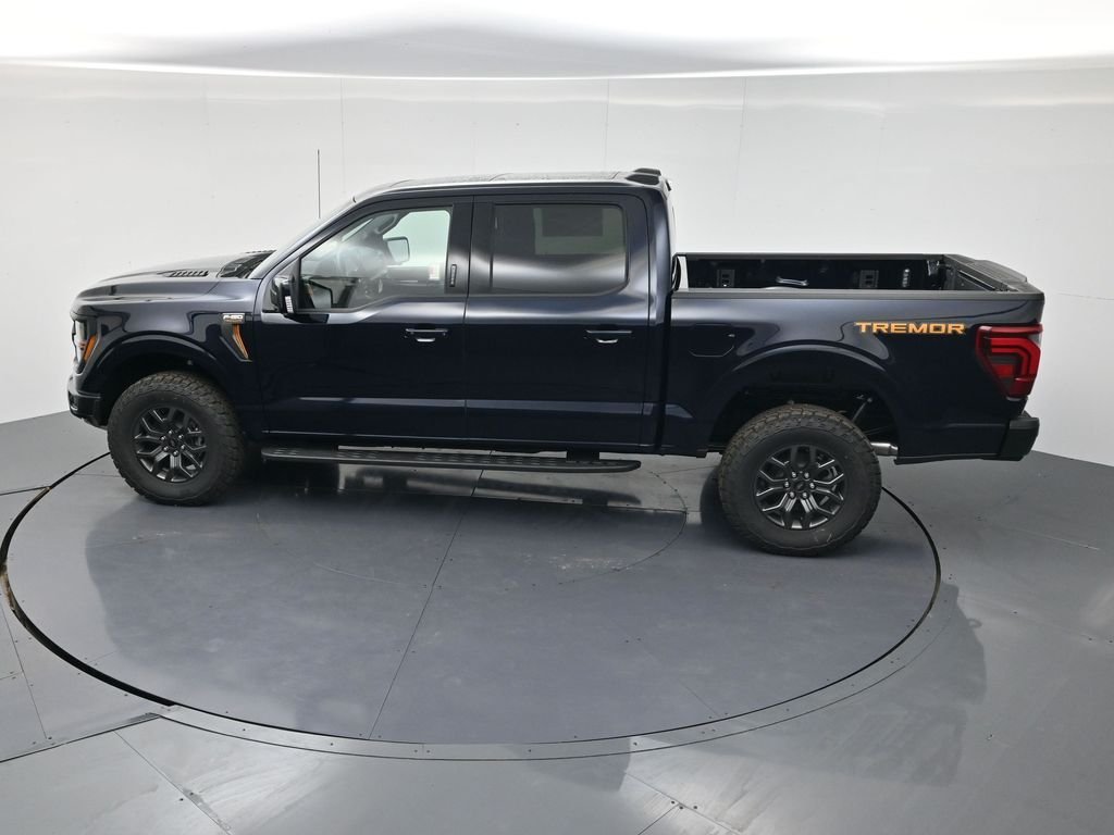 New 2026 Antimatter Blue Metallic Ford XLT image 40