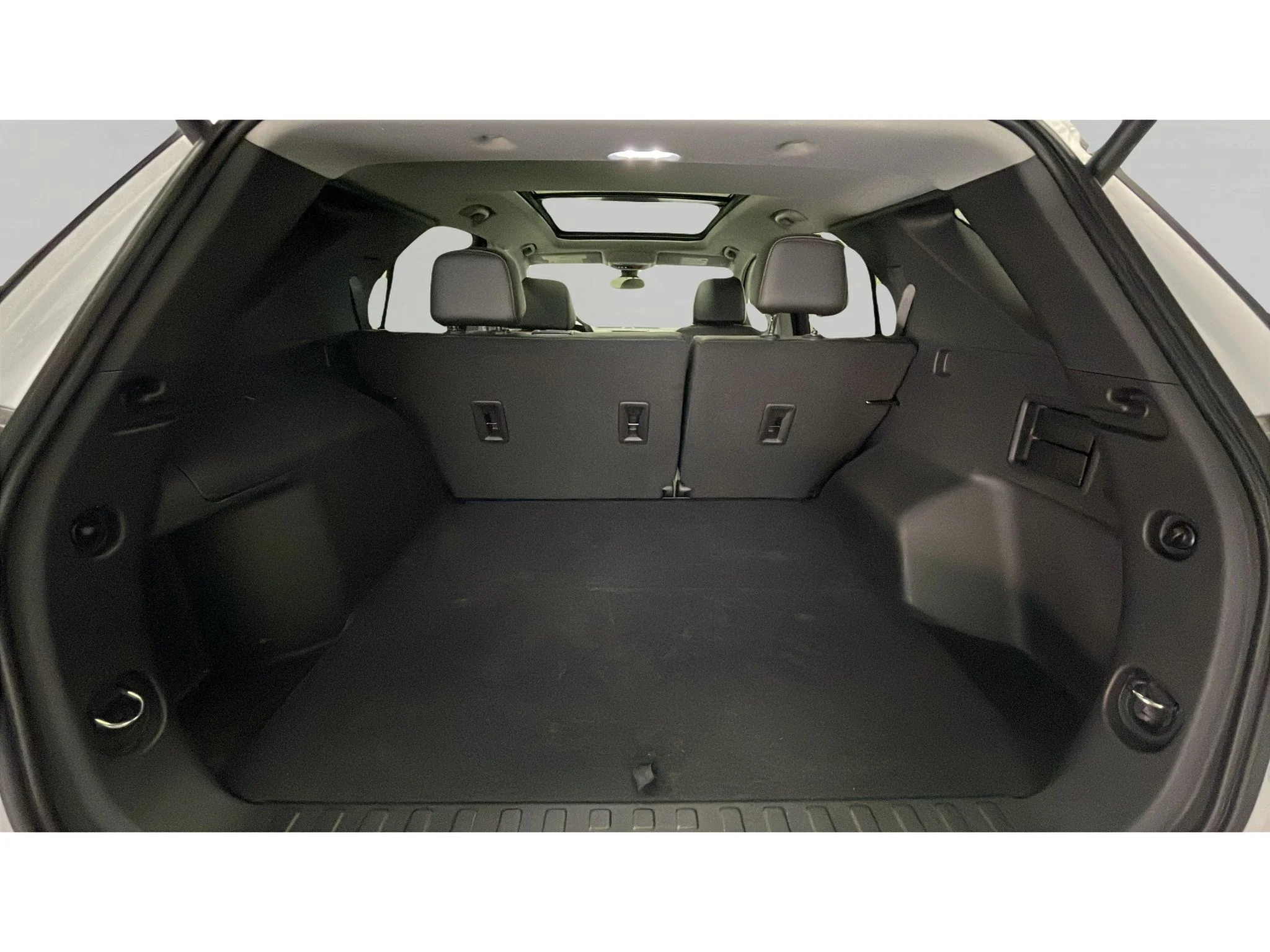 Used 2023 Summit White Chevrolet Premier image 17