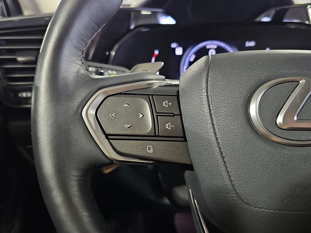 Certified Used 2025 CLOUDBURST GRAY Lexus 350h Premium image 19