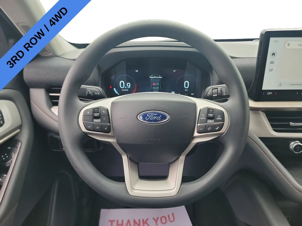 Used 2026 Agate Black Metallic Ford Active image 13