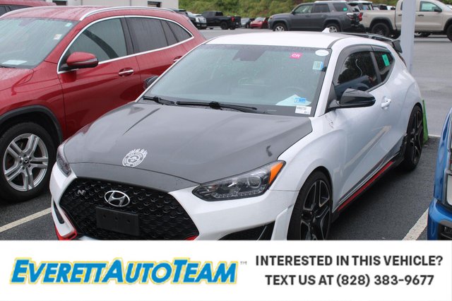 2022 Hyundai Veloster N Base
