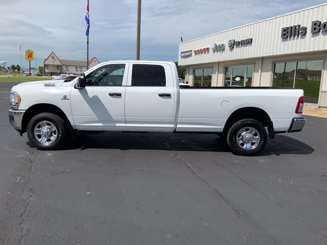 Used 2024 RAM Ram 3500 Pickup Tradesman with VIN 3C63R3GL6RG273027 for sale in Kansas City