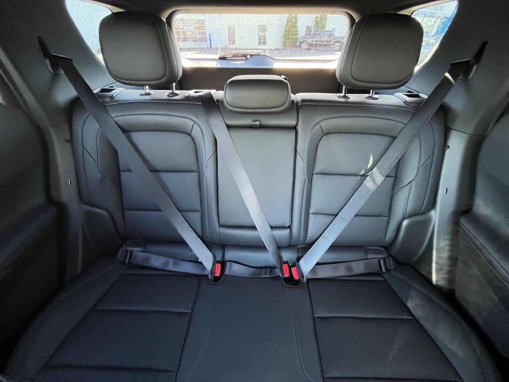 2027 Chevrolet Equinox LT - Photo 8