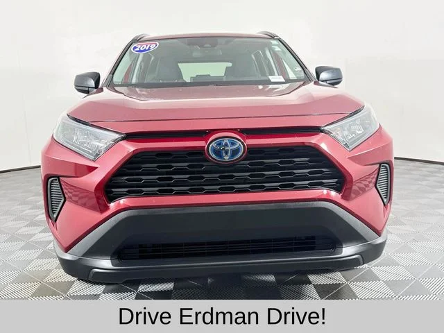 Used 2019 Red Toyota LE image 2
