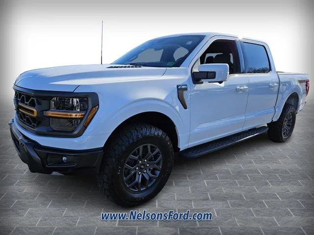 New 2025 Oxford White Ford Tremor® image 3