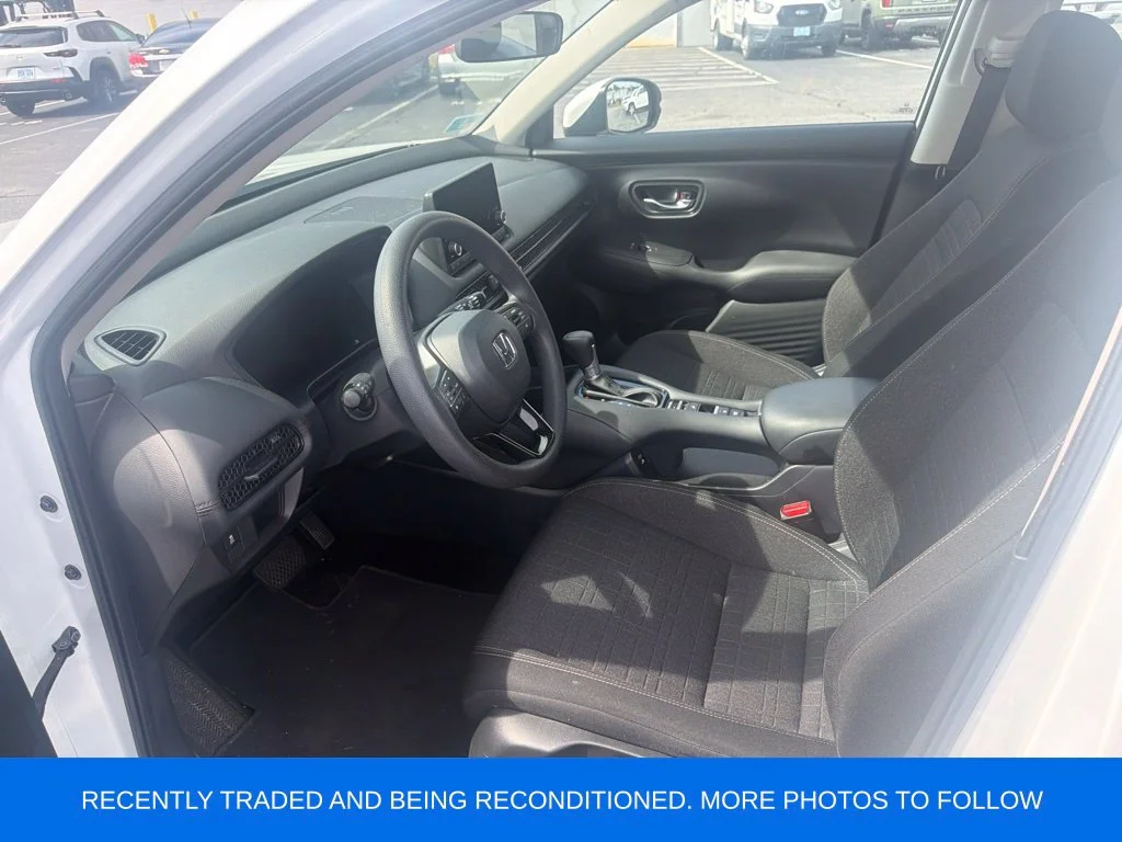 Used 2024 White Honda LX image 2