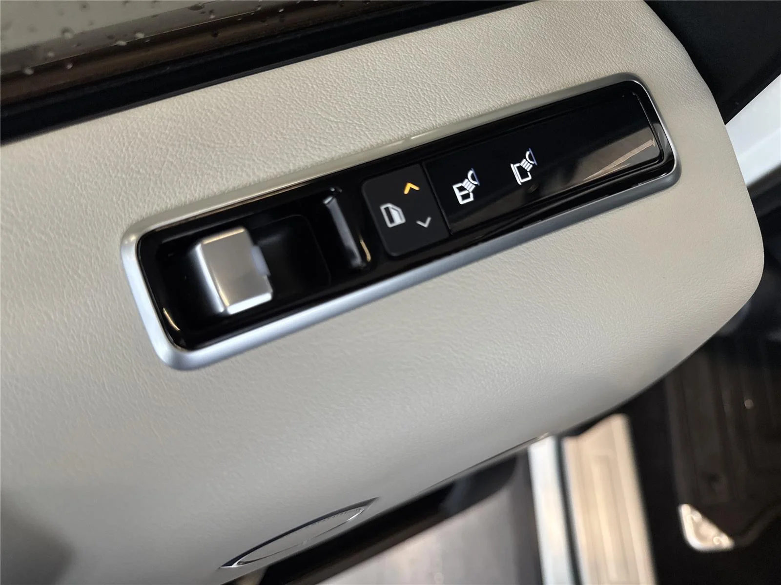 Used 2021 WHITE Land Rover P525 HSE image 38