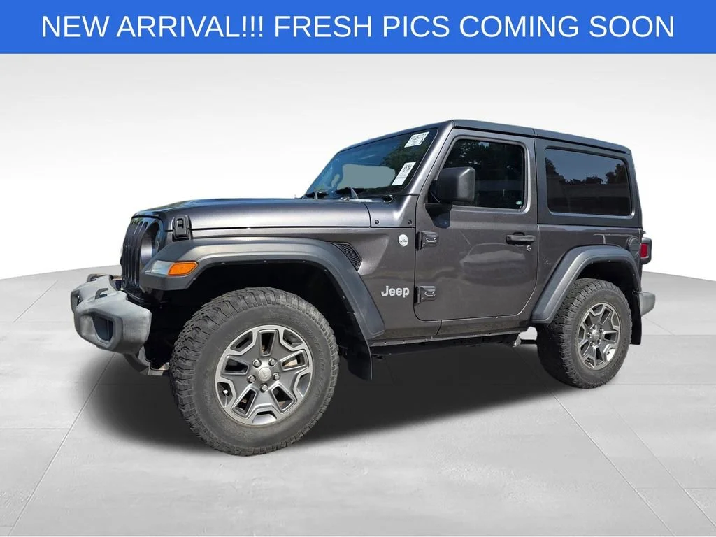 Used 2019 Gray Jeep Sport S 4x4 image 2