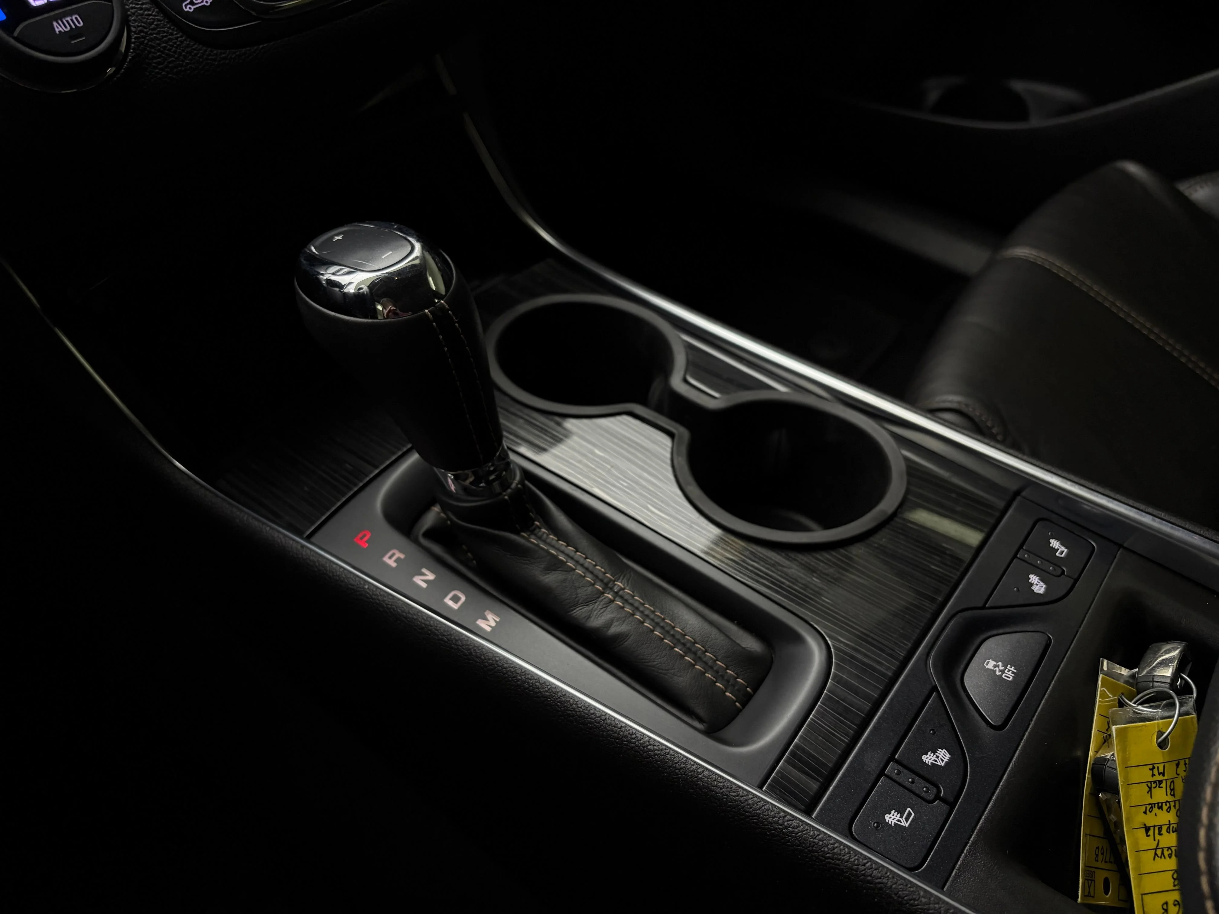 Used 2018 BLACK Chevrolet Premier image 34