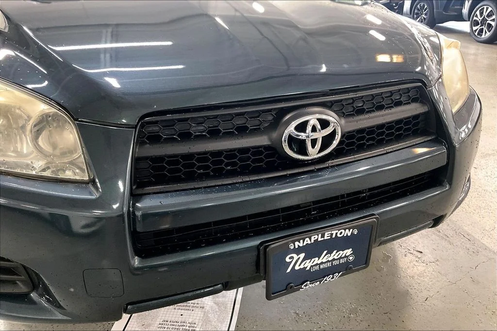 Used 2009 Green Toyota Base image 31