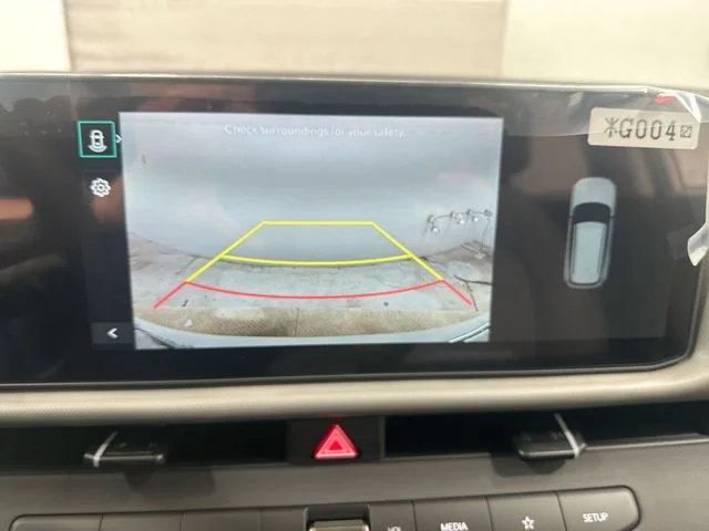 New 2027 Snow White Pearl Kia LX image 23