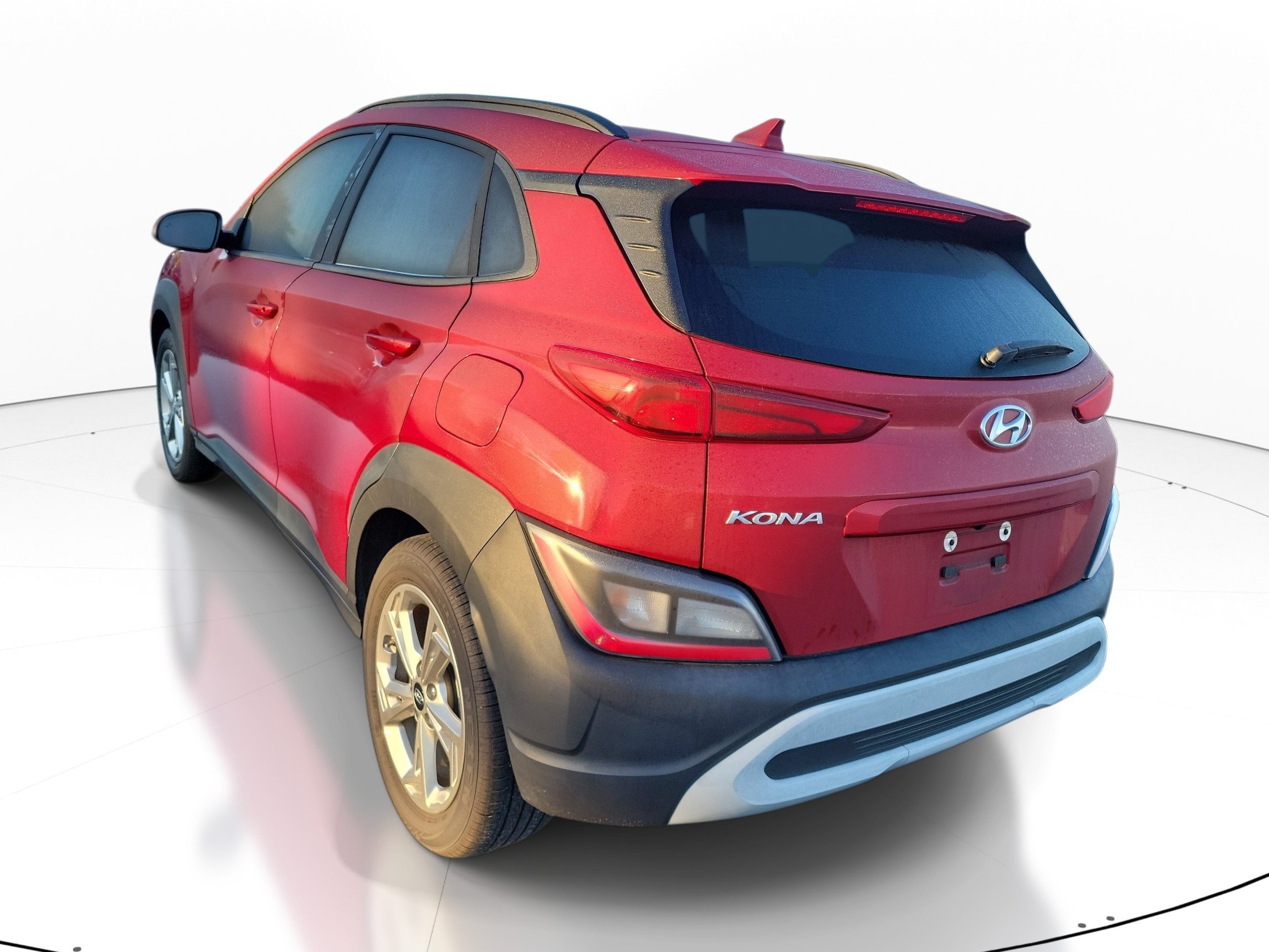 Used 2023 Ultimate Red Hyundai SEL image 6