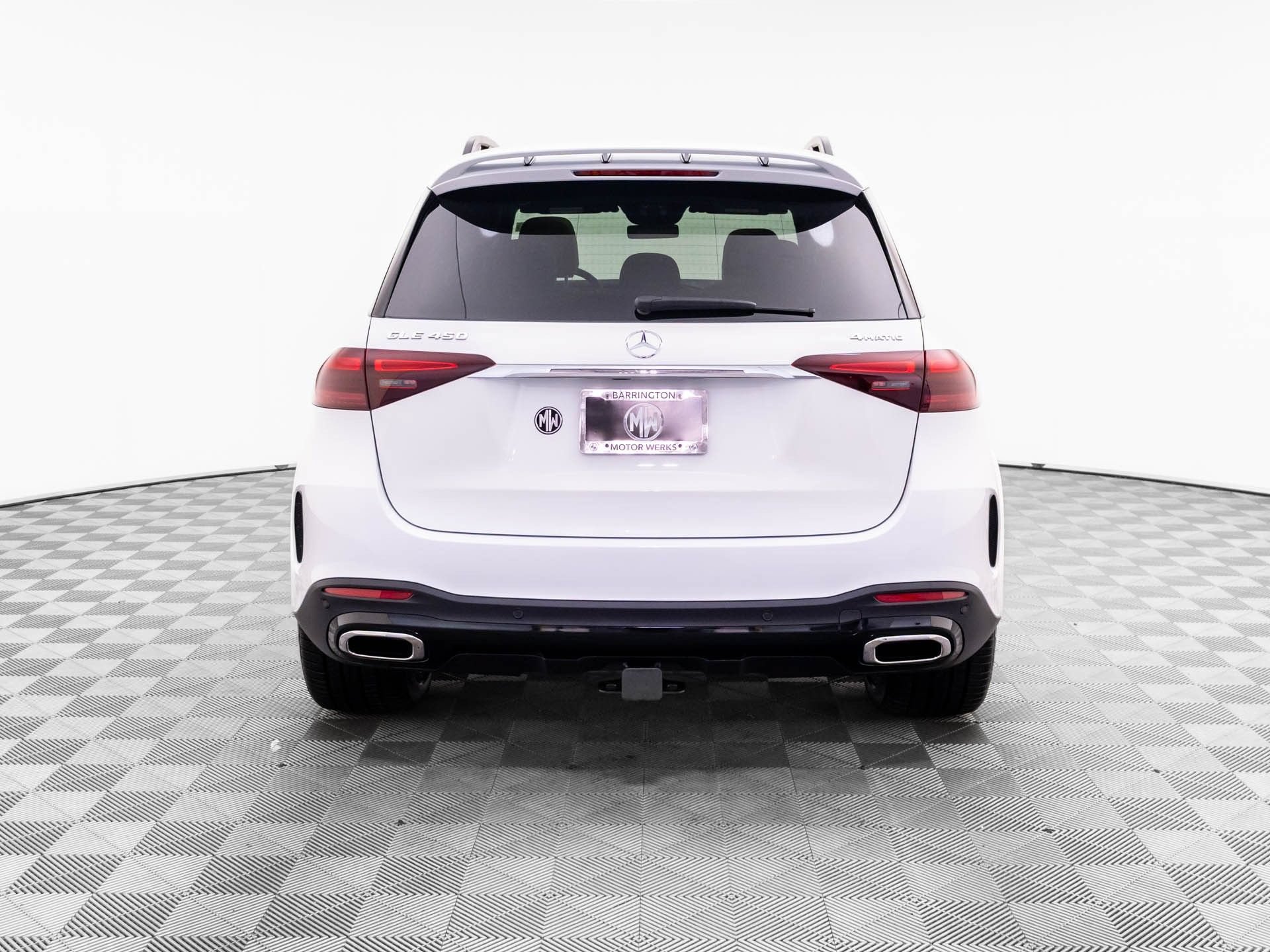 New 2026 MANUFAKTUR Moonlight White Metallic Mercedes-Benz GLE 450 image 47