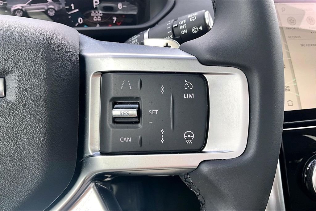 Used 2024 Black Land Rover S image 21