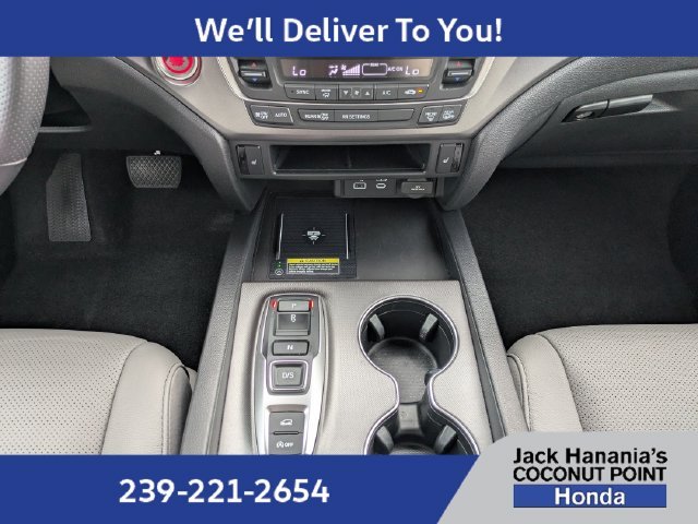 Used 2024 Blue Honda EX-L image 19
