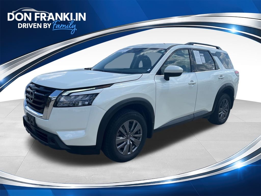 Used 2024 White Nissan SV image 1