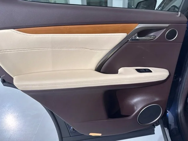 Used 2019  Lexus 350 image 17