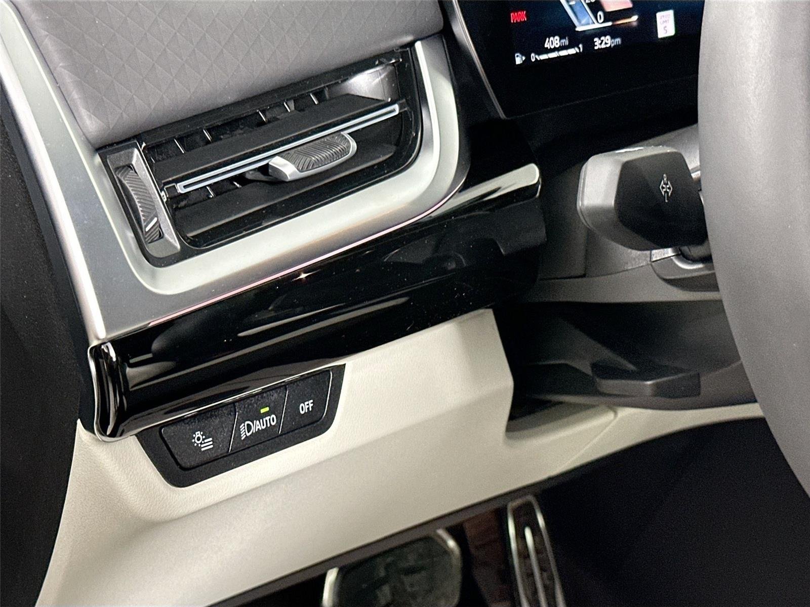 New 2026 Black Sapphire Metallic BMW xDrive28i image 11