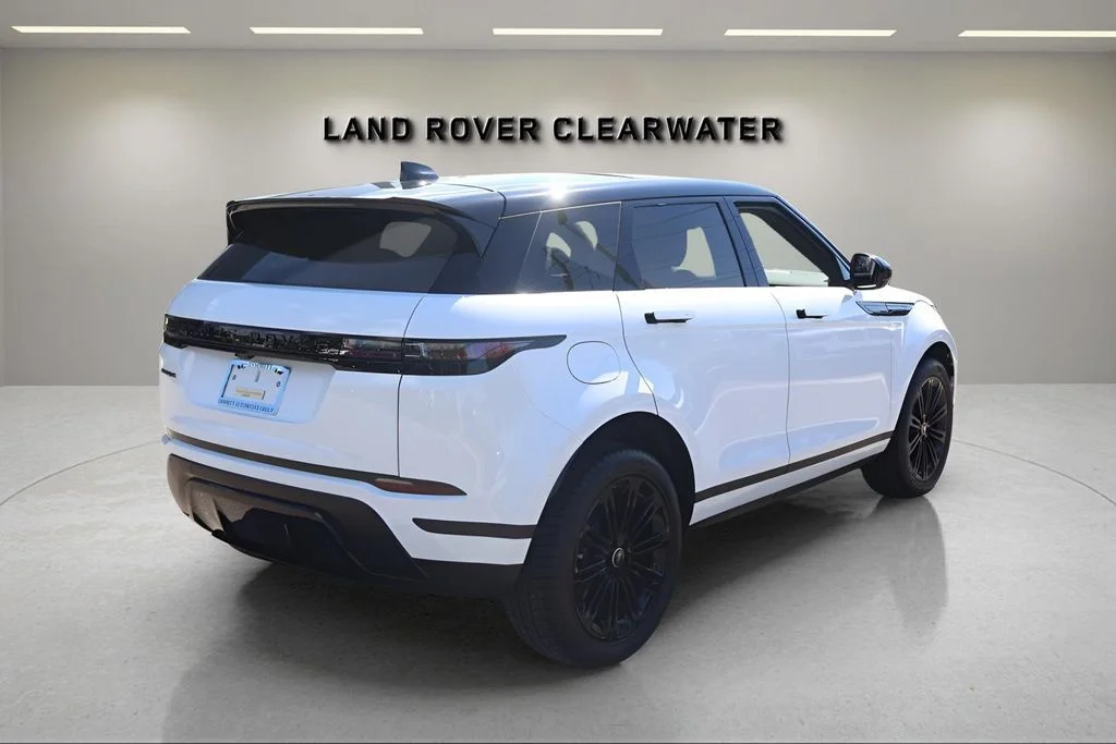 New 2026 Fuji White Land Rover S image 5