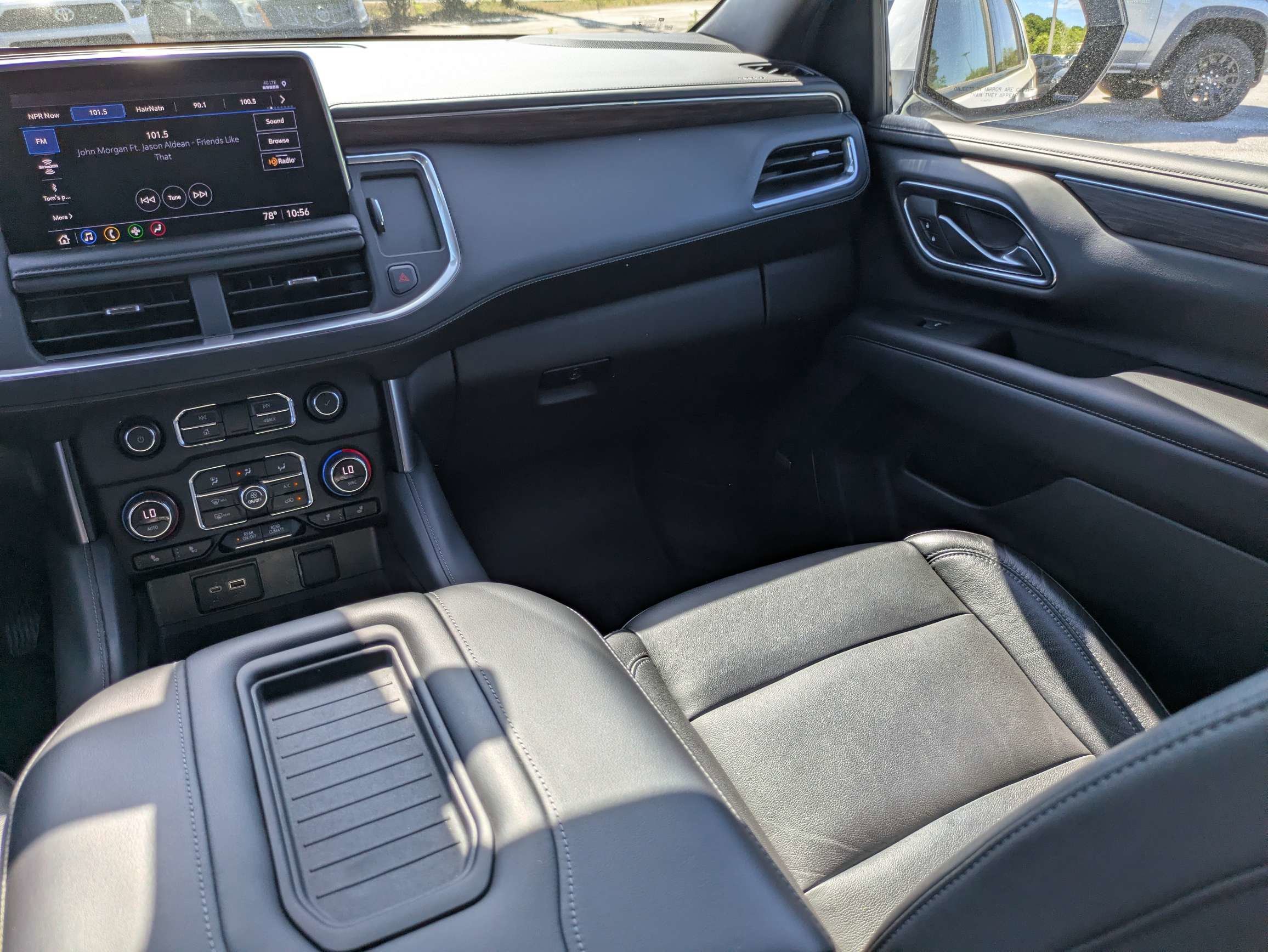 Used 2021 Summit White Chevrolet Z71 image 19