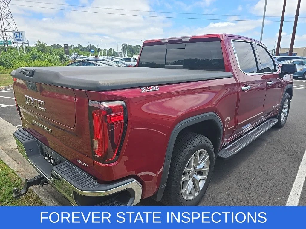 Used 2022 Red GMC SLT image 4