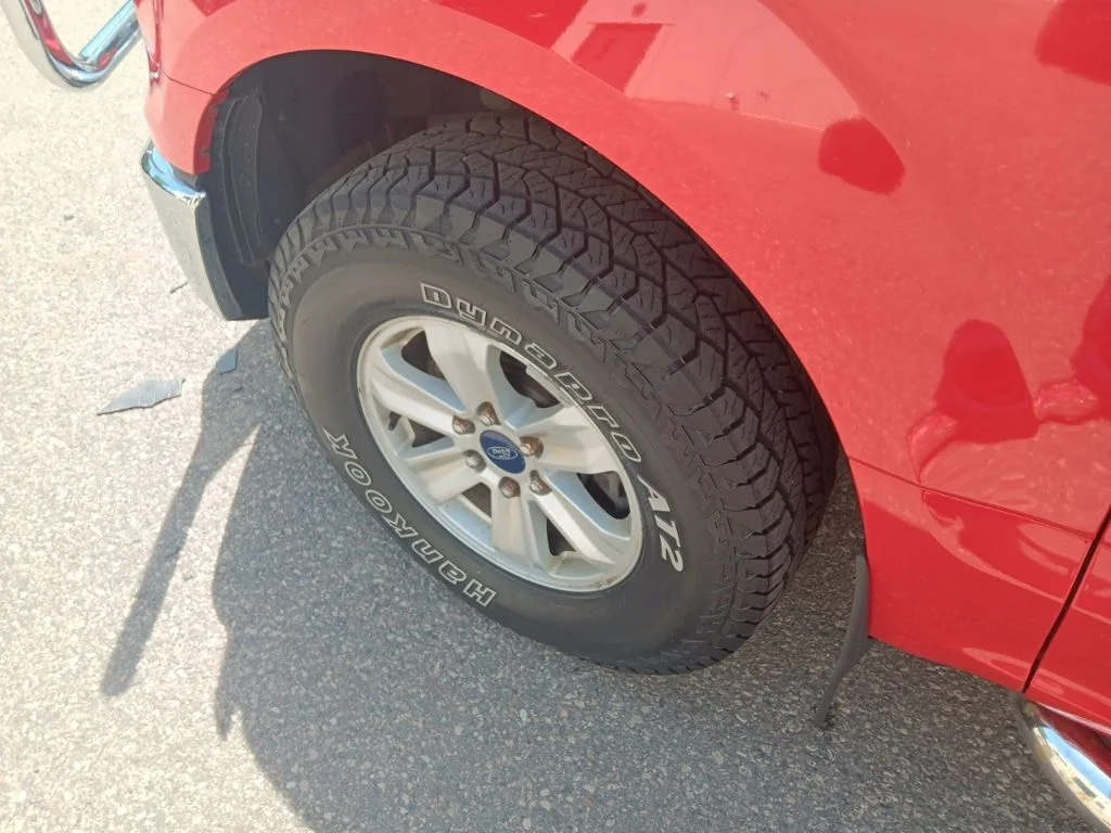 Used 2016 Race Red Ford XL image 10