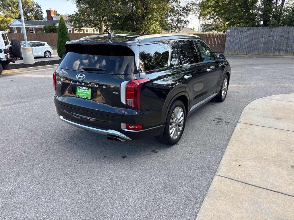 Certified Used 2020 Black Hyundai Limited image 5