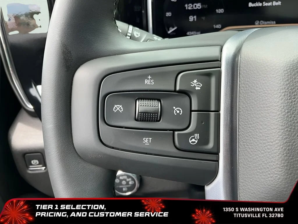 Used 2025 Onyx Black GMC Elevation image 32