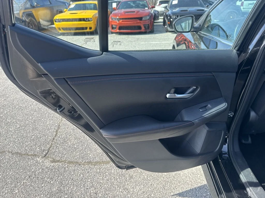 Used 2025 Black Nissan SR image 25