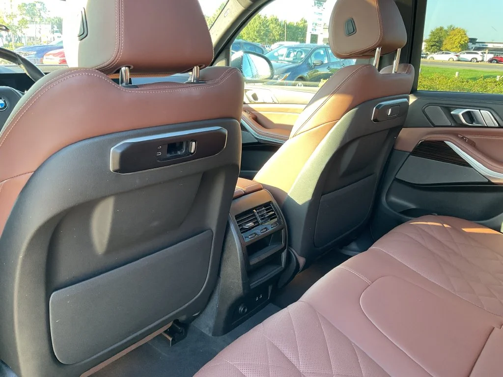 Used 2026 Gray BMW sDrive40i image 19