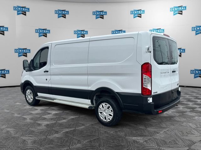 Used 2024 White Ford Base image 3