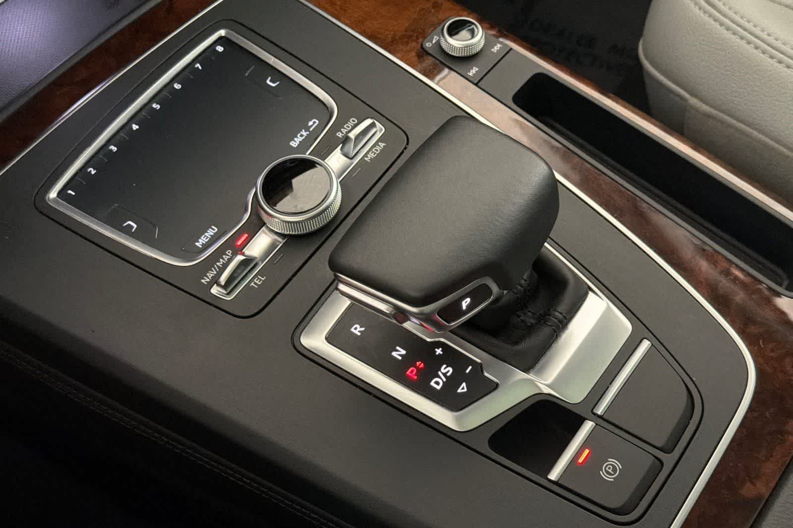 Used 2018 Blue Audi Tech Prestige image 22