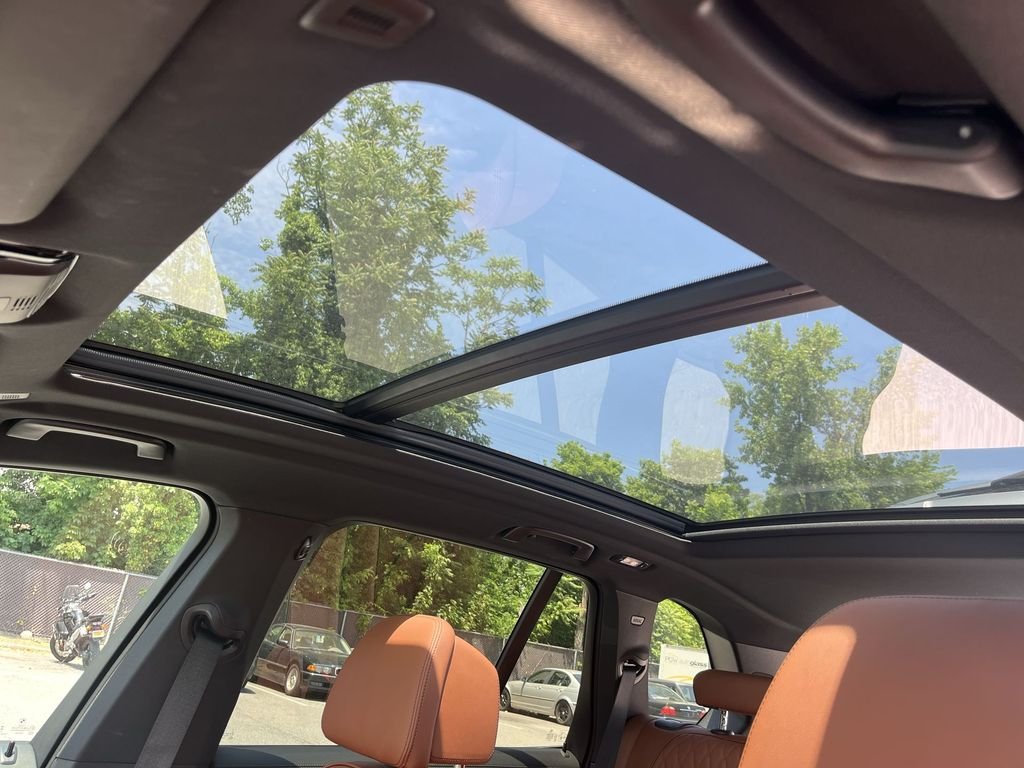 Certified Used 2024 Gray Metallic BMW xDrive40i image 21