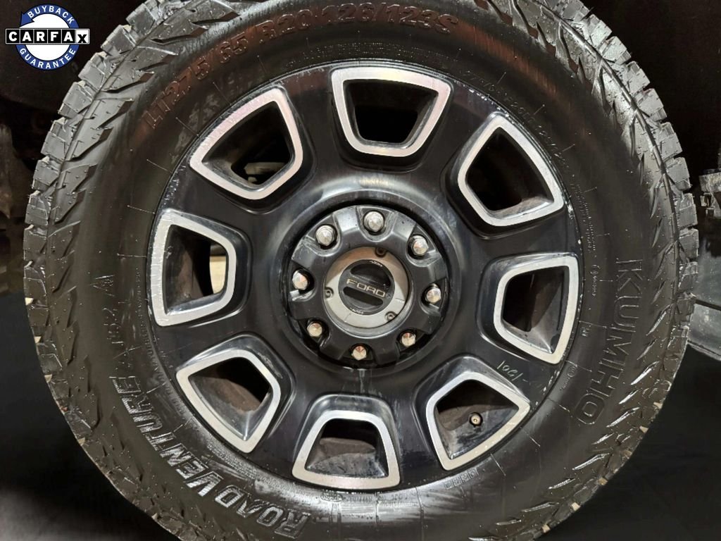 Used 2023  Ford Platinum image 31