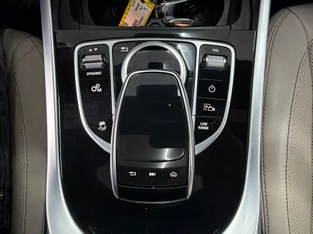 Used 2020 Black Mercedes-Benz G 550 image 18